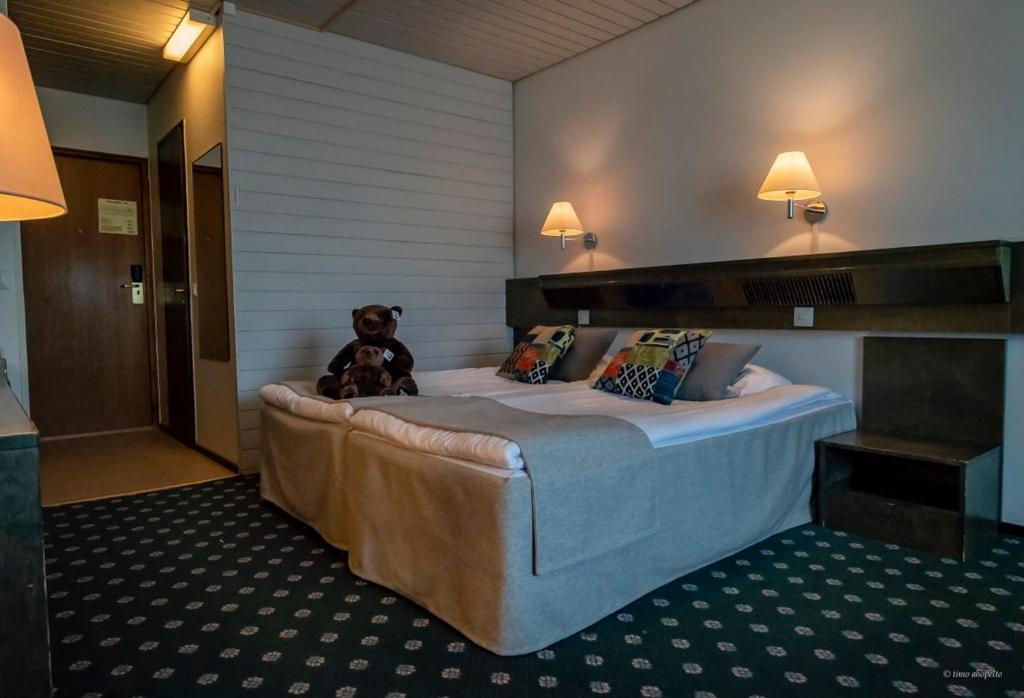 Hotel Mesikaemmen Ähtäri Buitenkant foto