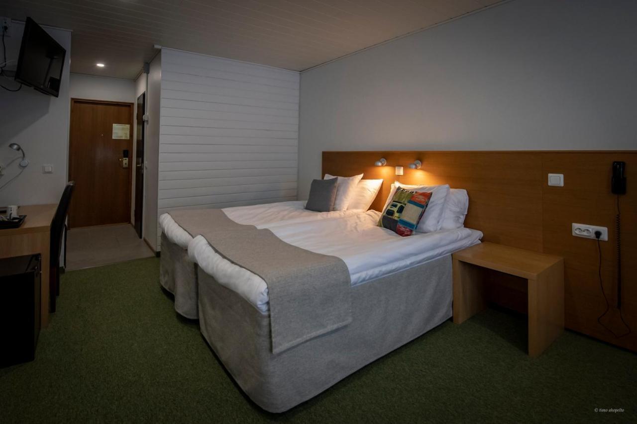 Hotel Mesikaemmen Ähtäri Buitenkant foto